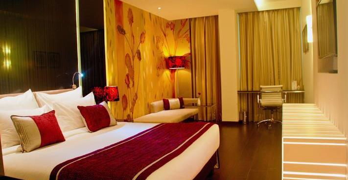 The Gaur Hotel Chandigarh Exterior photo